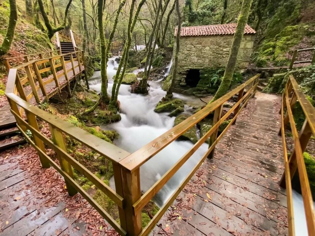 Cascada Raxoi Molinos Parafita Guíate Galicia