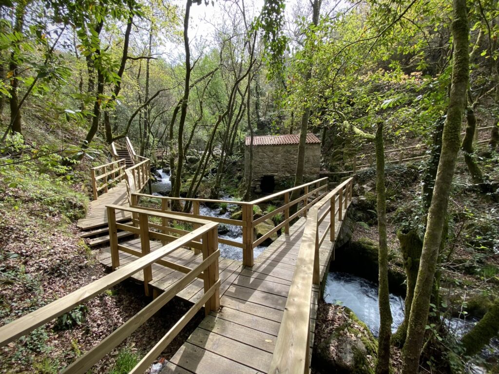 Cascada Raxoi Molinos Parafita Guíate Galicia