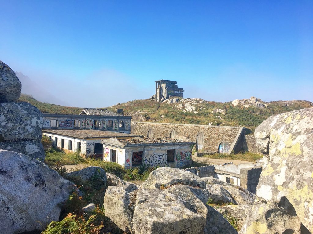 Batería militar j4 Cabo Silleiro Guíate Galicia