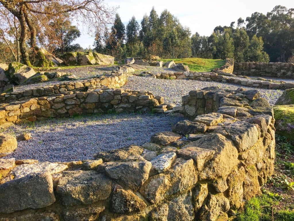 Castro de Leiro e Besomaño, Ribadumia Guíate Galicia