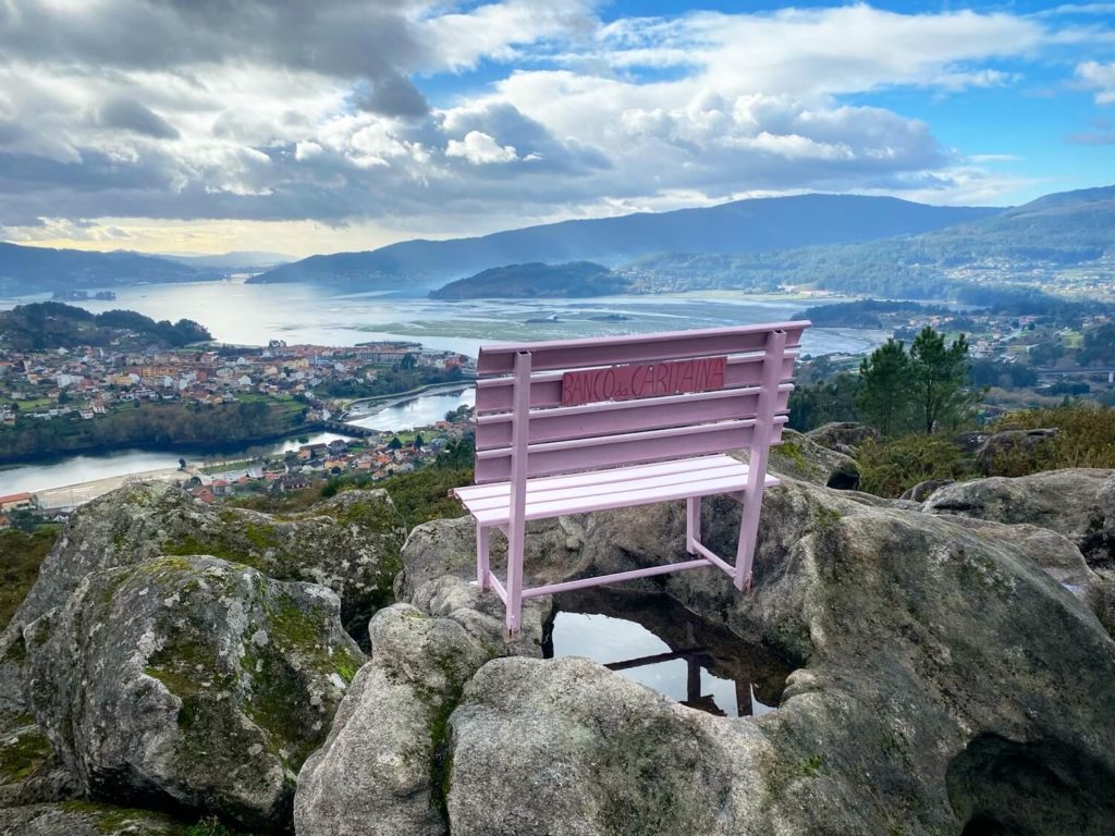 Banco da Caritaina Guíate Galicia