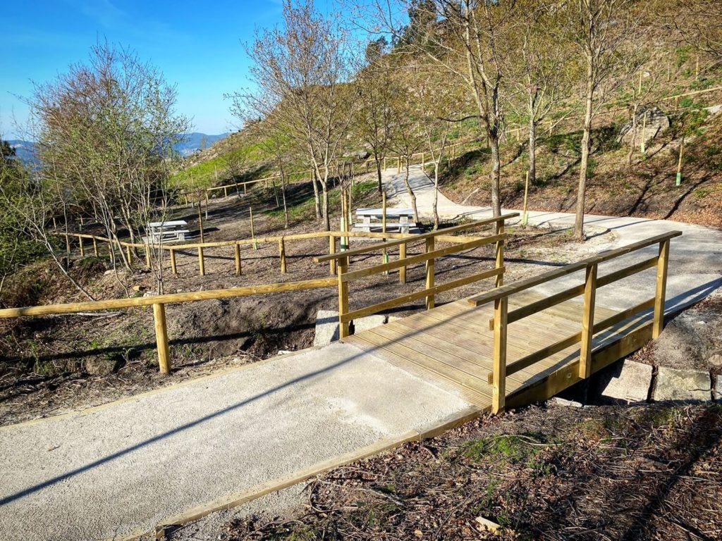 Mirador Regha Pieira Parque Forestal da Fracha Guíate Galicia